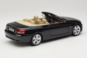 BMW 335i E93 Кабриолет Sapphire Black Kyosho 1:18 80430413375 Метал — снимка 3 от 10