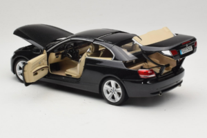 BMW 335i E93 Кабриолет Sapphire Black Kyosho 1:18 80430413375 Метал — снимка 6 от 10