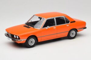 BMW 5 Series E12 Оранжев MCG 1:18 MCG18540 Метал