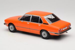BMW 5 Series E12 Оранжев MCG 1:18 MCG18540 Метал — снимка 5 от 6