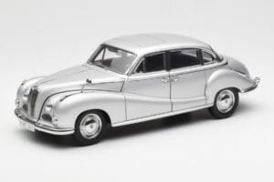 BMW 502 2.6 Luxus Super Сребрист AUTOart 1:18 70593 Метал