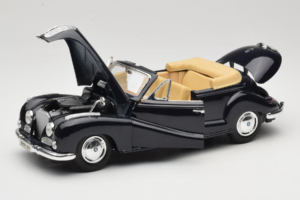 BMW 502 Кабриолет Черен Maisto 1:18 31817 Метал — снимка 2 от 8