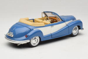 BMW 502 Кабриолет Синьо Tchibo 1:18 45396 Метал — снимка 3 от 8