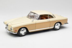 BMW 503 Бежов Revell 1:18 8832 Метал