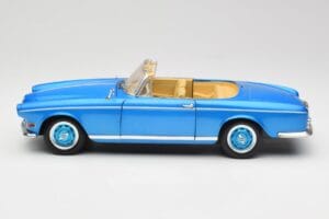 BMW 503 Cabriolet Riviera Blue Revell 1:18 08843 Метал — снимка 5 от 9