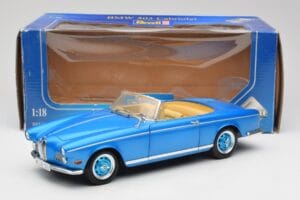 BMW 503 Cabriolet Riviera Blue Revell 1:18 08843 Метал — снимка 9 от 9