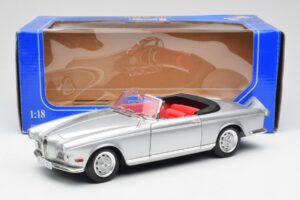 BMW 503 Сребрист Revell 1:18 18787 Метал — снимка 8 от 8