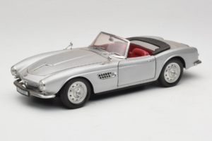 BMW 507 Кабриолет Сребрен Revell 1:18 8829 Метал