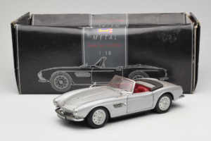 BMW 507 Кабриолет Сребрен Revell 1:18 8829 Метал — снимка 8 от 8
