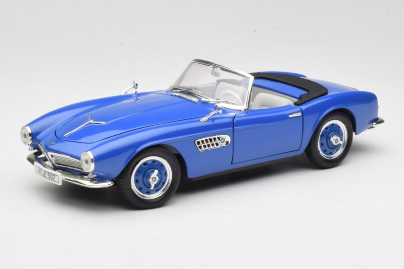 BMW 507 Touring Sport Кабриолет Син Revell 1:18 8810-M1 Метал