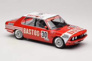 BMW 528i E28 #30 D. Quester / A. Hahne / E. Joosen 24 Hours of Spa Winner 1982 IXO 1:18 18RMC182A Метал — снимка 4 от 6