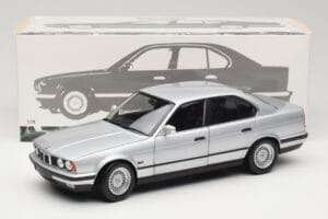BMW 535i E34 Сребрист Minichamps 1:18 100024005 Метал — снимка 8 от 8