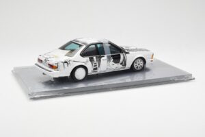BMW 635 CSi E24 Art Car Robert Rauschenberg AUTOart 1:18 80430150924 Метал — снимка 2 от 8