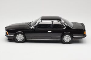 BMW 635 CSi E24 Black Metallic Minichamps 1:18 155028104 Метал — снимка 3 от 6