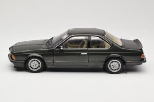 BMW 635 CSi E24 Malachit Green Metallic AUTOart 1:18 70522 Метал — снимка 4 от 8