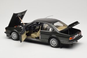 BMW 635 CSi E24 Malachit Green Metallic AUTOart 1:18 70522 Метал — снимка 5 от 8