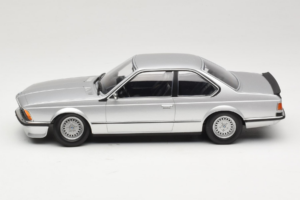 BMW 635 CSi E24 Сребрист Minichamps 1:18 155028107 Метал — снимка 3 от 6