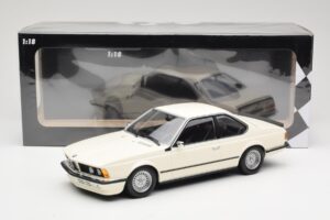 BMW 635 CSi E24 Бял Minichamps 1:18 155028102 Метал — снимка 6 от 6