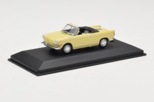 BMW 700 Кабриолет Жълт Minichamps 1:43 BMW002 Метал — снимка 2 от 4