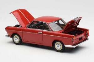 BMW 700 Sport Coupe Spanish Червен AUTOart 1:18 70652 Метал — снимка 5 от 8