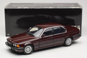 BMW 730i E32 Red Metallic Minichamps 1:18 100023001 Метал — снимка 8 от 8