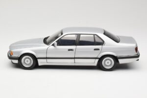 BMW 730i E32 Сребрист Minichamps 1:18 100023000 Метал — снимка 4 от 8
