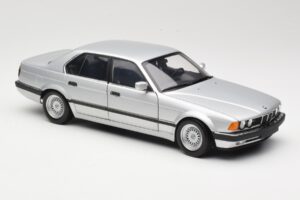 BMW 730i E32 Сребрист Minichamps 1:18 100023000 Метал — снимка 6 от 8