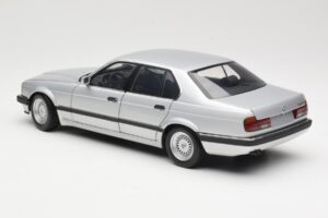 BMW 730i E32 Сребрист Minichamps 1:18 100023000 Метал — снимка 7 от 8