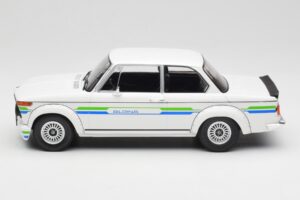 BMW Alpina 2002 E10 Turbo Бял MCG 1:18 MCG18409-R Метал — снимка 3 от 6