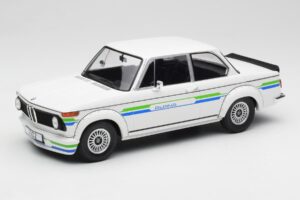 BMW Alpina 2002 E10 Turbo Бял MCG 1:18 MCG18409-R Метал