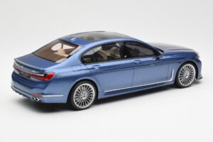 BMW Alpina B7 G12 Син GT Spirit 1:18 GT465 Смола — снимка 2 от 6