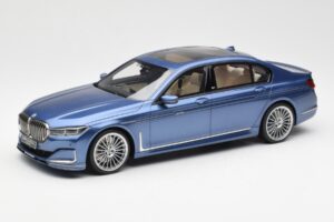BMW Alpina B7 G12 Син GT Spirit 1:18 GT465 Смола