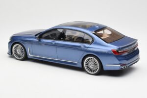 BMW Alpina B7 G12 Син GT Spirit 1:18 GT465 Смола — снимка 5 от 6