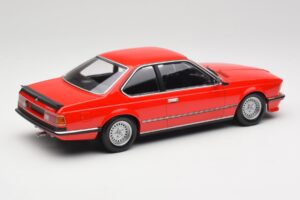 BMW 635 CSi E24 Червен Дилърско Издание Minichamps 1:18 80435B5D026 Метал — снимка 2 от 6