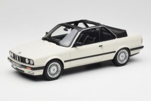 BMW 325i E30 Baur TC2 Бял Otto 1:18 OT1097 Смола