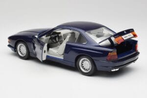 BMW E31 850i Mauritius Син Maisto 1:18 438813100299 Метал — снимка 5 от 8
