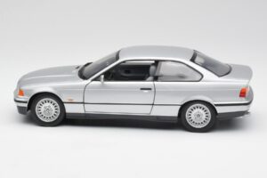 BMW 3 Series E36 Coupe Сребристо UT Models 1:18 180023321 Метал — снимка 4 от 8