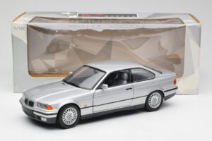 BMW 3 Series E36 Coupe Сребристо UT Models 1:18 180023321 Метал — снимка 8 от 8