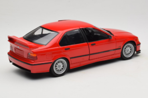 BMW 318is E36 Hellrot UT Models 1:18 180024302-R1 Метал — снимка 3 от 8