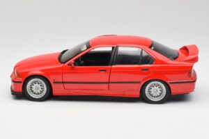 BMW 318is E36 Червен UT Models 1:18 180024302 Метал — снимка 4 от 8