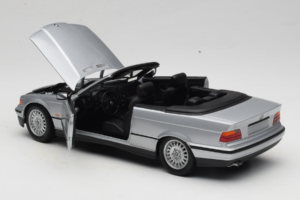 BMW 3 Series E36 Кабриолет Сребрист UT Models 1:18 BMW008 Метал — снимка 5 от 8