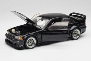 BMW E36 M3 GTR Street Cosmos Черен UT Models 1:18 20481 Метал — снимка 2 от 8