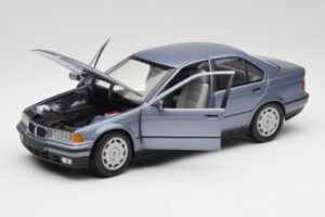 BMW 3-Series E36 Avus Син UT Models 1:18 180023300 Метал — снимка 2 от 8