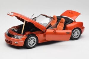 BMW Z3 E36 2.8 Phoenix Оранжев UT Models 1:18 20442 Метал — снимка 2 от 8