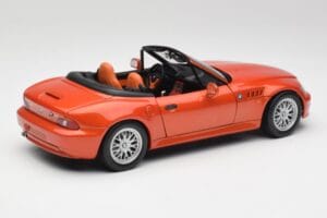 BMW Z3 E36 2.8 Phoenix Оранжев UT Models 1:18 20442 Метал — снимка 3 от 8