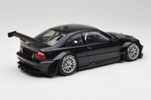 BMW M3 GTR E46 Plain Body Jet Черен AUTOart 1:18 80447 Метал — снимка 2 от 6