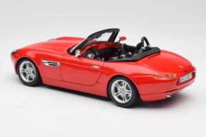 BMW Z8 E52 Роудстър Ярко Червен Bburago 1:18 12032 Метал — снимка 7 от 8