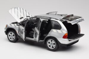 BMW X5 E53 3.0d Service Mobil Kyosho 1:18 80430305646 Метал — снимка 5 от 8