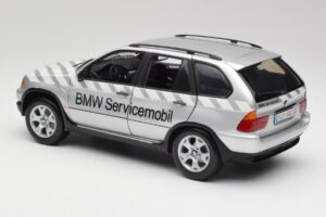 BMW X5 E53 3.0d Service Mobil Kyosho 1:18 80430305646 Метал — снимка 7 от 8