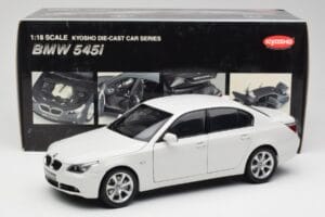 BMW E60 545i Alpine Бял Kyosho 1:18 08591W Метал — снимка 8 от 8